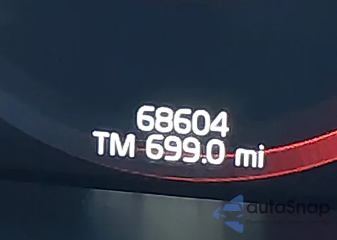 2021 Volvo Xc60 T5 Momentum z USA, uszkodzony, nr VIN YV4102DK2M1846512